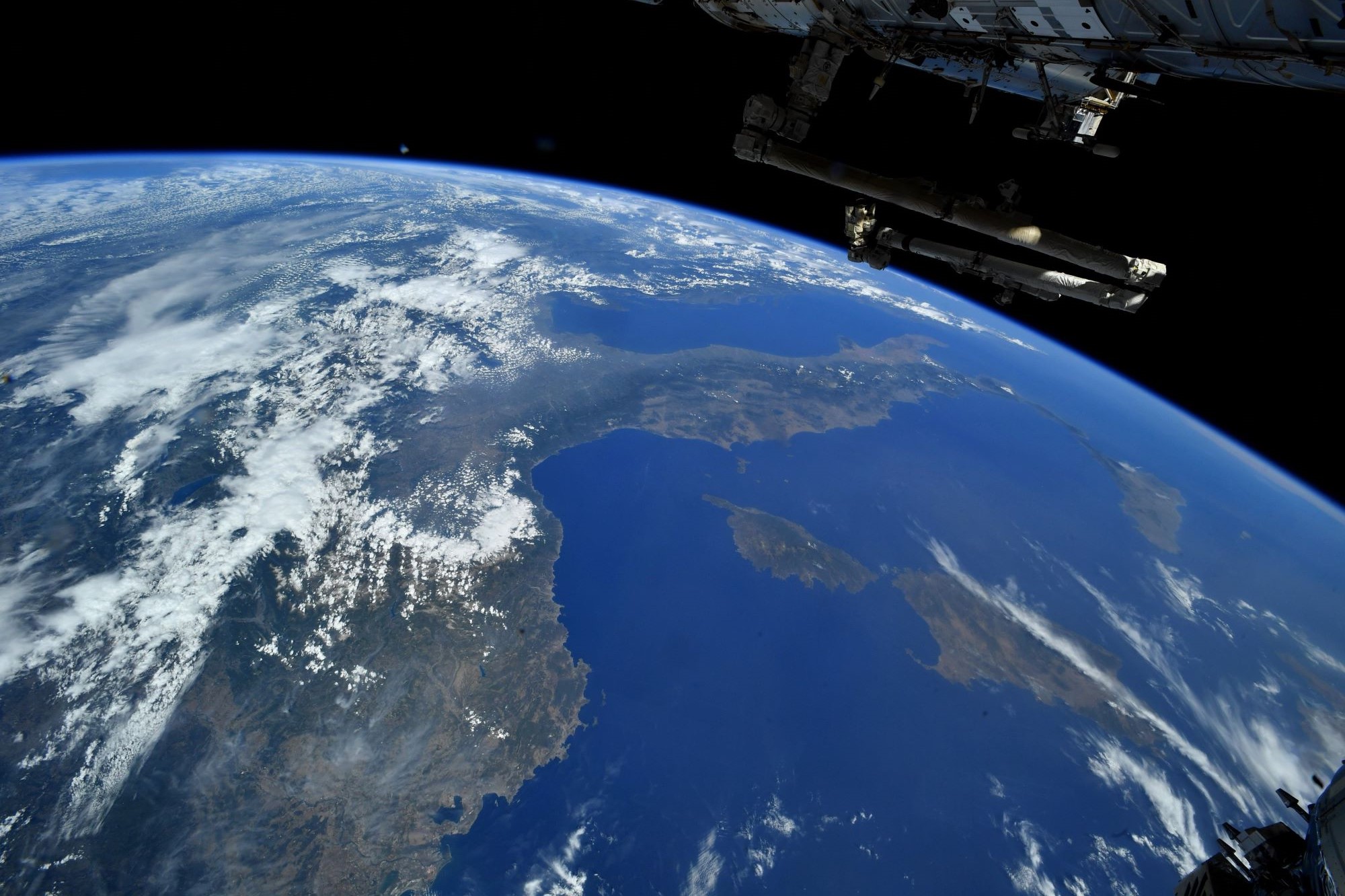 [:ja]【宇宙からの地球絶景】No.1566: イタリア共和国記念日🇮🇹[:]