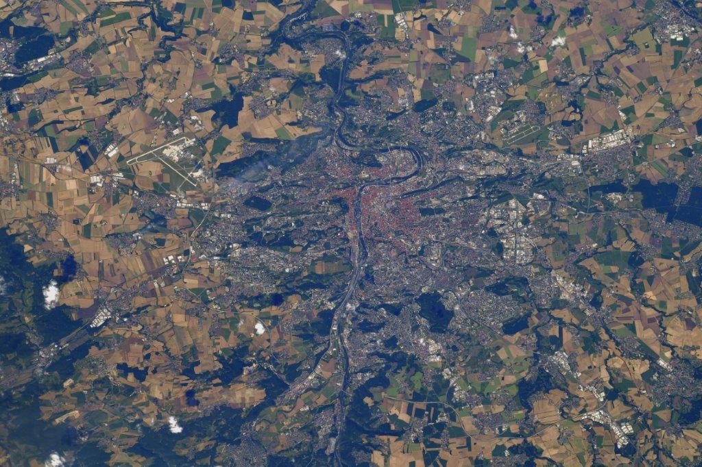 [:ja]【宇宙からの地球絶景】No.1652: プラハ🇨🇿[:]