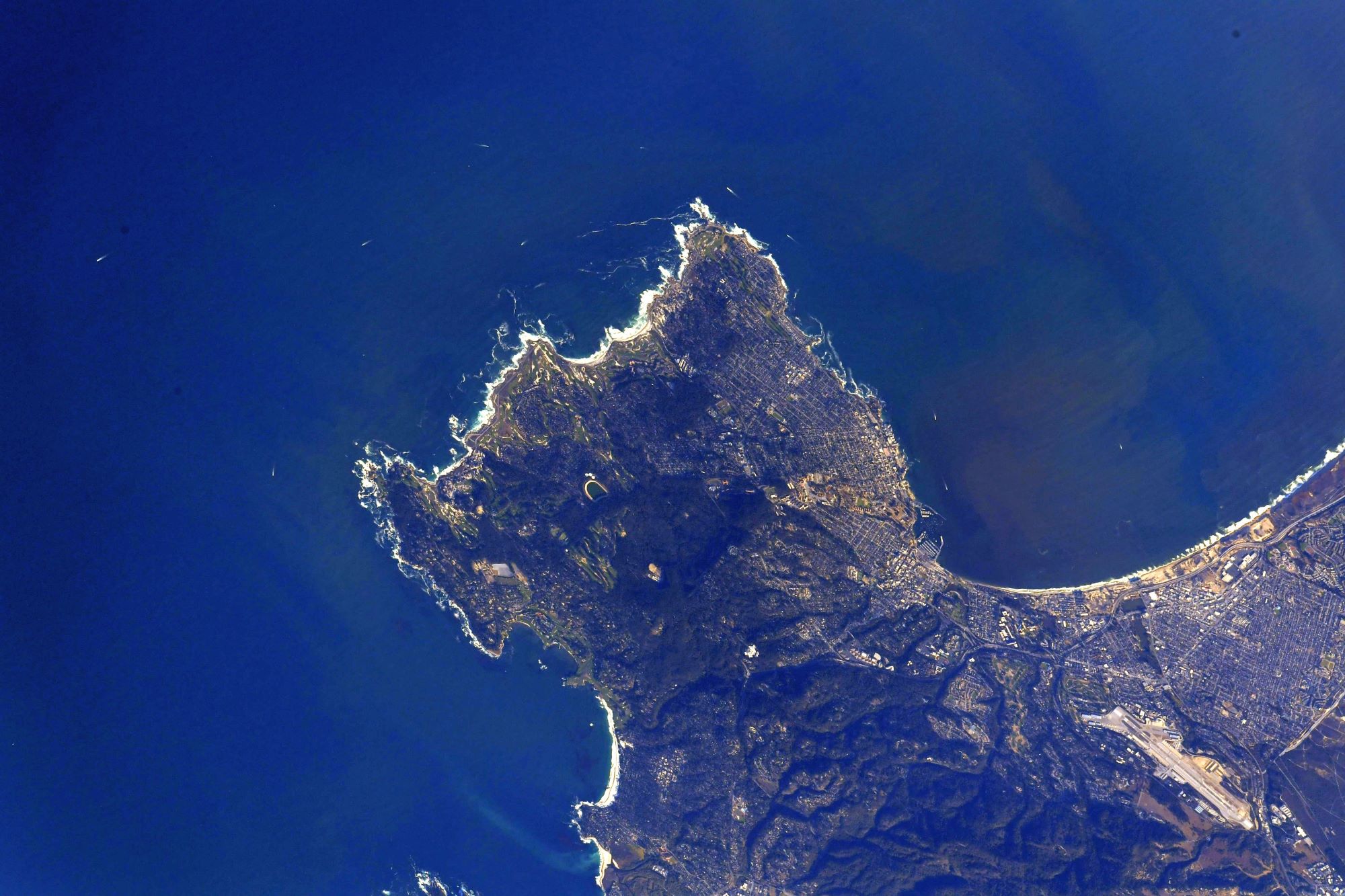 [:ja]【宇宙からの地球絶景】No.1680: モンテレー半島🇺🇸[:]