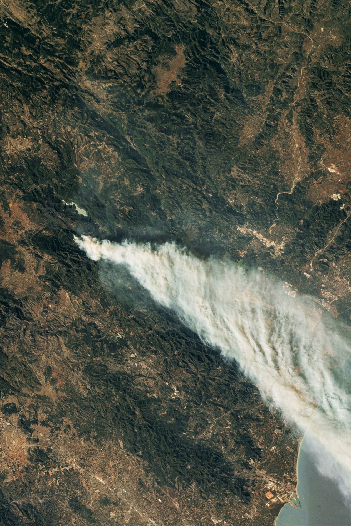 【地球を俯瞰する】No.1782: スペインの山火事🇪🇸 【地球を俯瞰する】No.1782: スペインの山火事🇪🇸