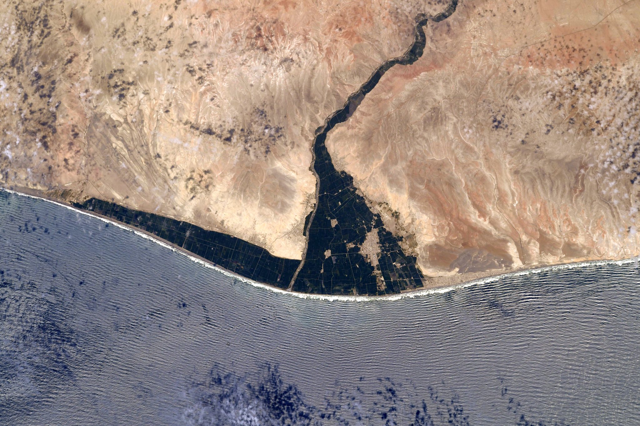 [Overview the Earth] No.1840: Camana, Peru🇵🇪