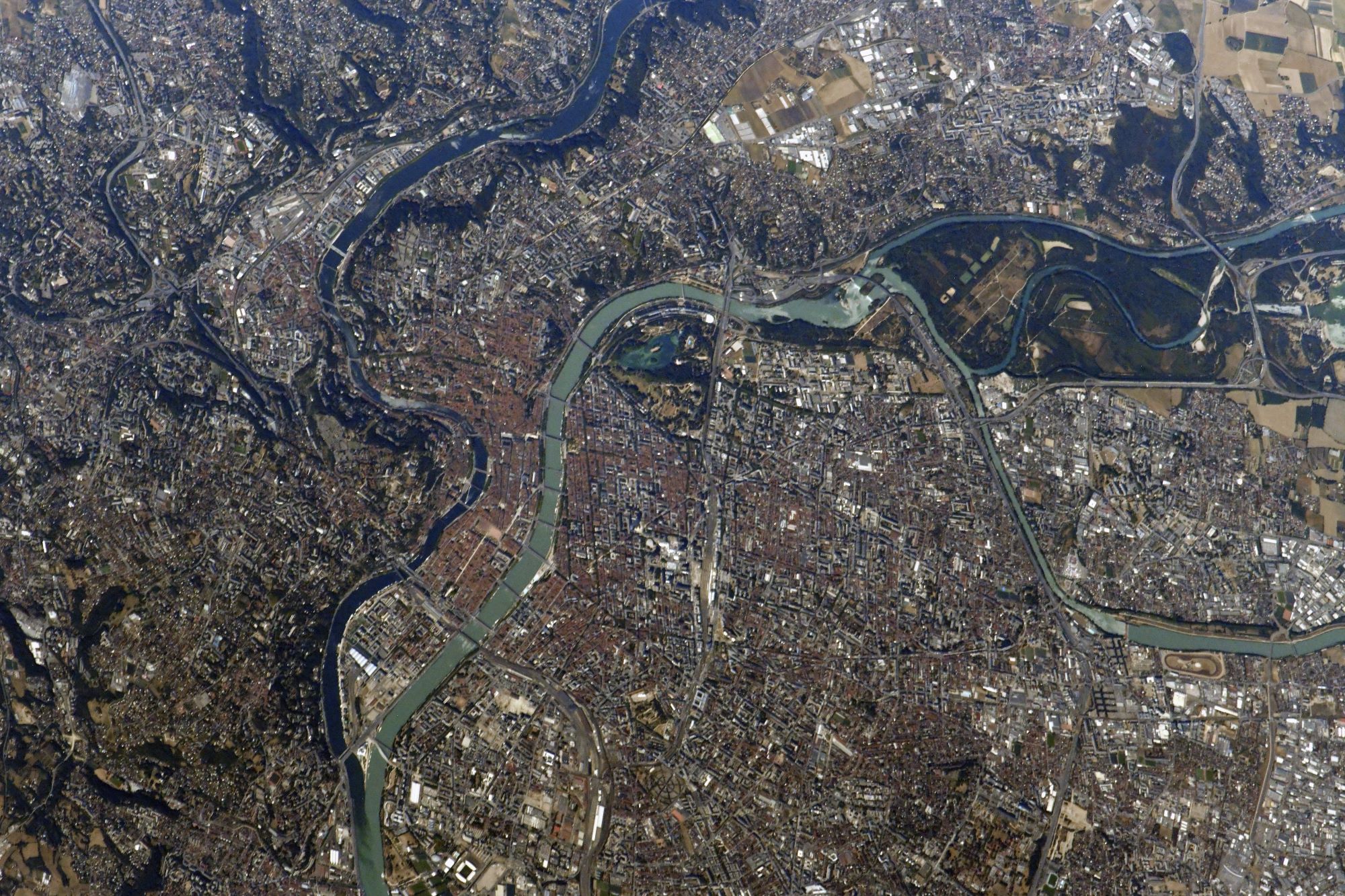 【地球を俯瞰する】No.1891: リヨン🇫🇷 【地球を俯瞰する】No.1891: リヨン🇫🇷