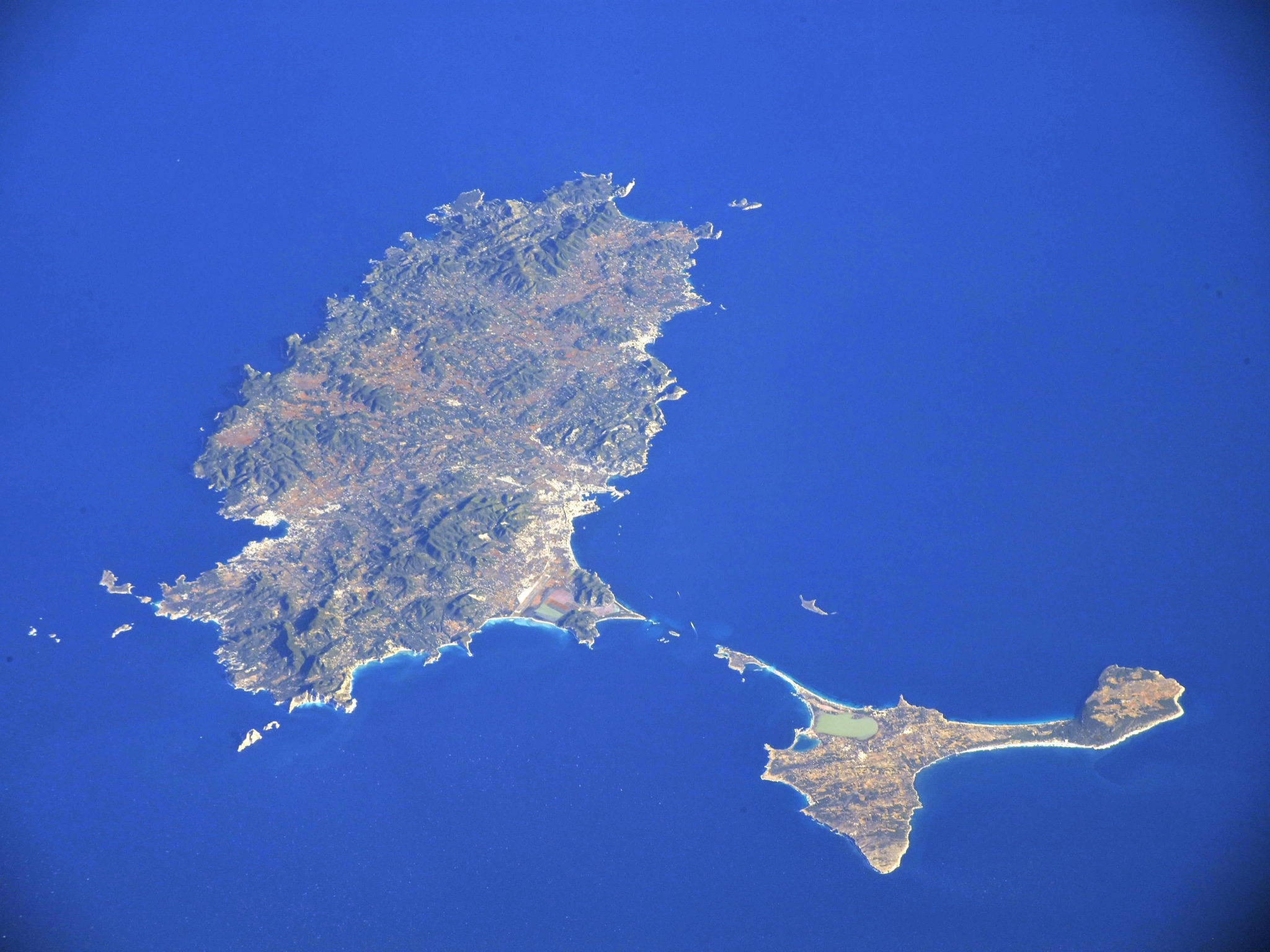 【地球を俯瞰する】No.1966: イビサ島🇪🇸 【地球を俯瞰する】No.1966: イビサ島🇪🇸