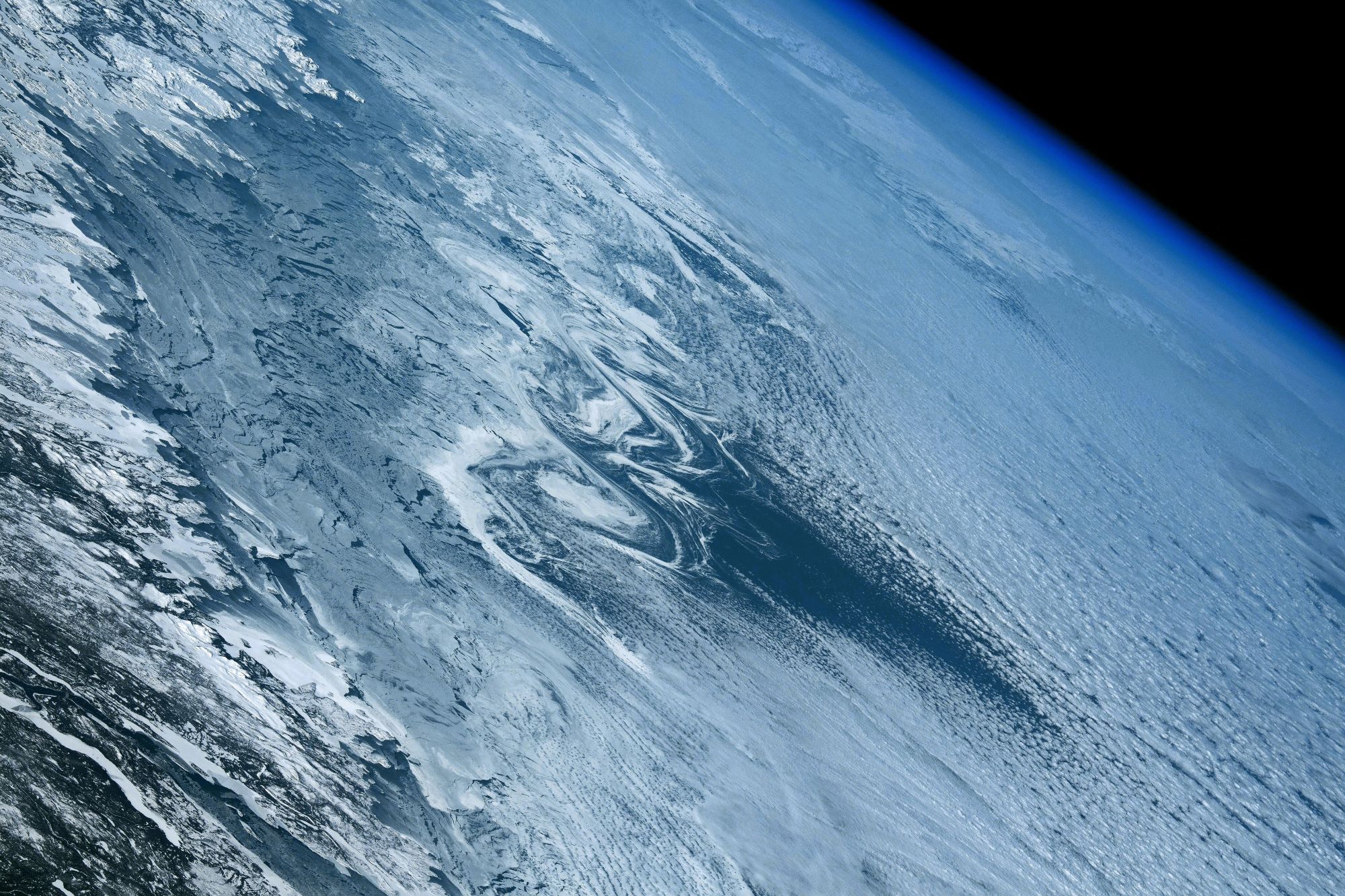 【地球を俯瞰する】No.2012: ラブラドル海の流氷渦🇨🇦 【地球を俯瞰する】No.2012: ラブラドル海の流氷渦🇨🇦