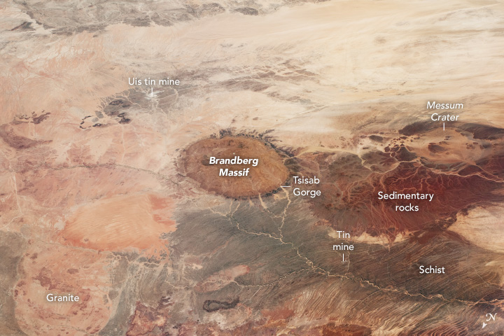 [Overview the Earth] No.2053: Brandberg Mountain🇳🇦