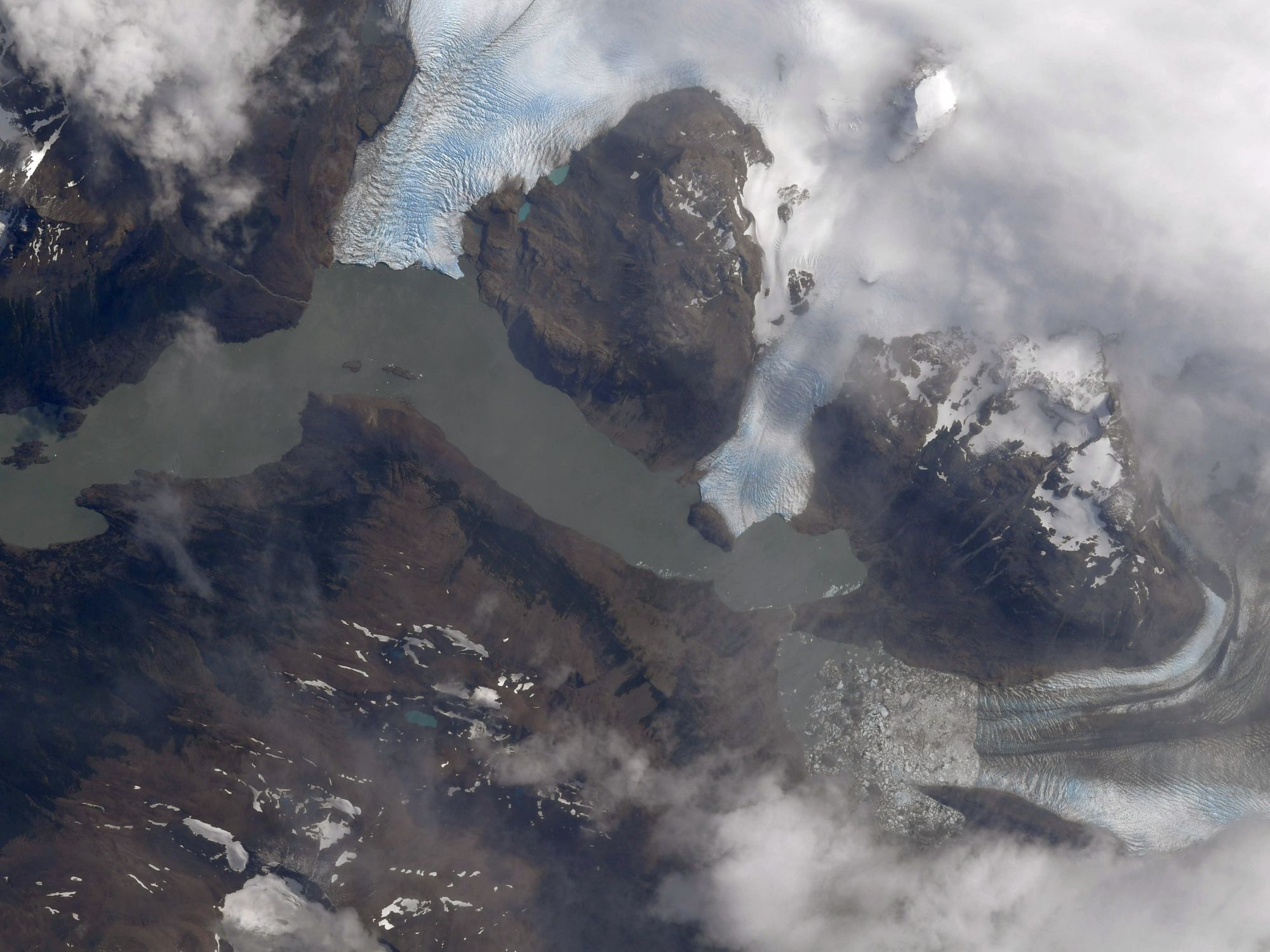 【地球を俯瞰する】No.2238: ディクソン氷河🇨🇱🇦🇷