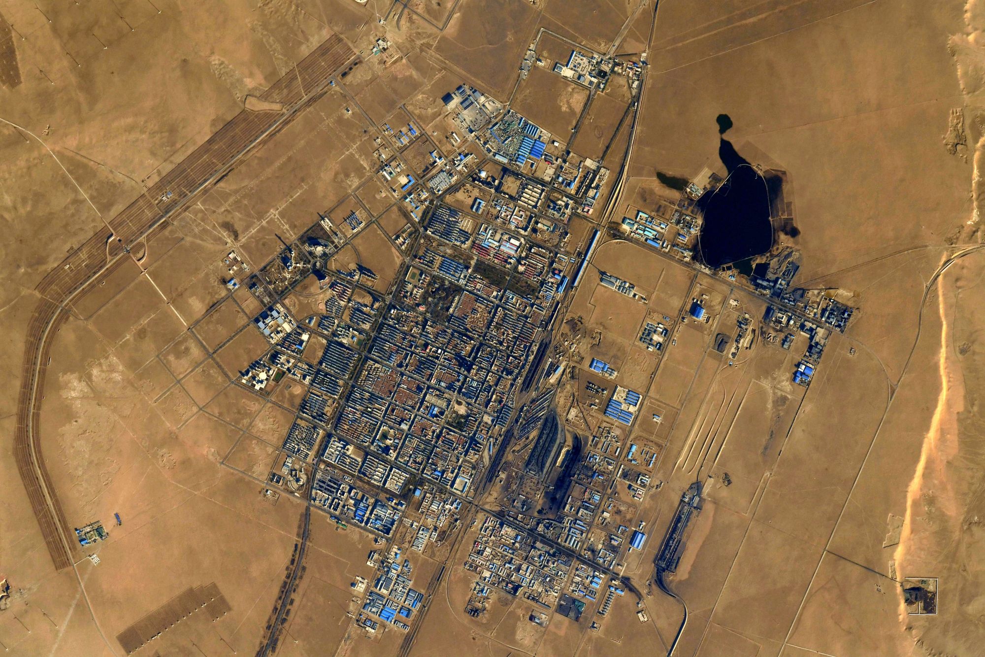 【地球を俯瞰する】No.2357: エレンホト🇨🇳 【地球を俯瞰する】No.2357: エレンホト🇨🇳