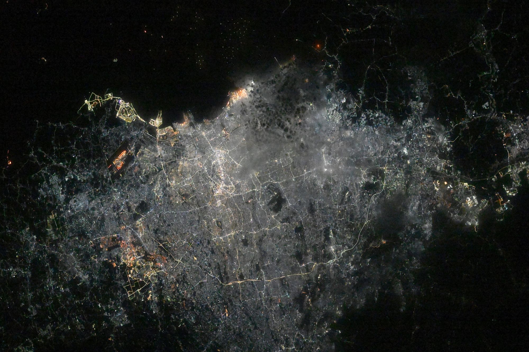 【地球を俯瞰する】No.2428: 夜のジャカルタ🇮🇩 【地球を俯瞰する】No.2428: 夜のジャカルタ🇮🇩