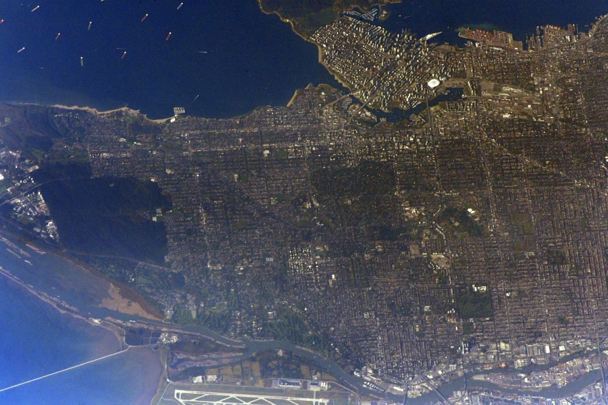 【地球を俯瞰する】No.2440: 秋のバンクーバー🇨🇦 【地球を俯瞰する】No.2440: 秋のバンクーバー🇨🇦