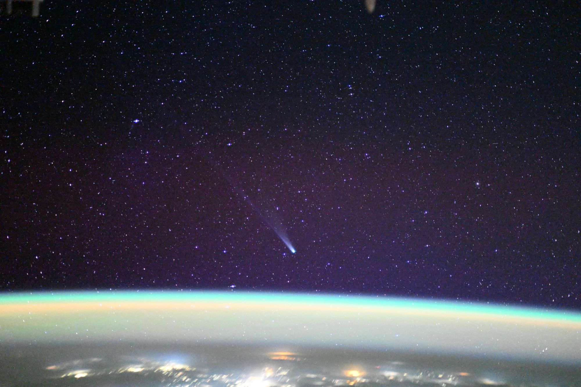 【地球を俯瞰する】No.2445: レモン彗星 【地球を俯瞰する】No.2445: レモン彗星